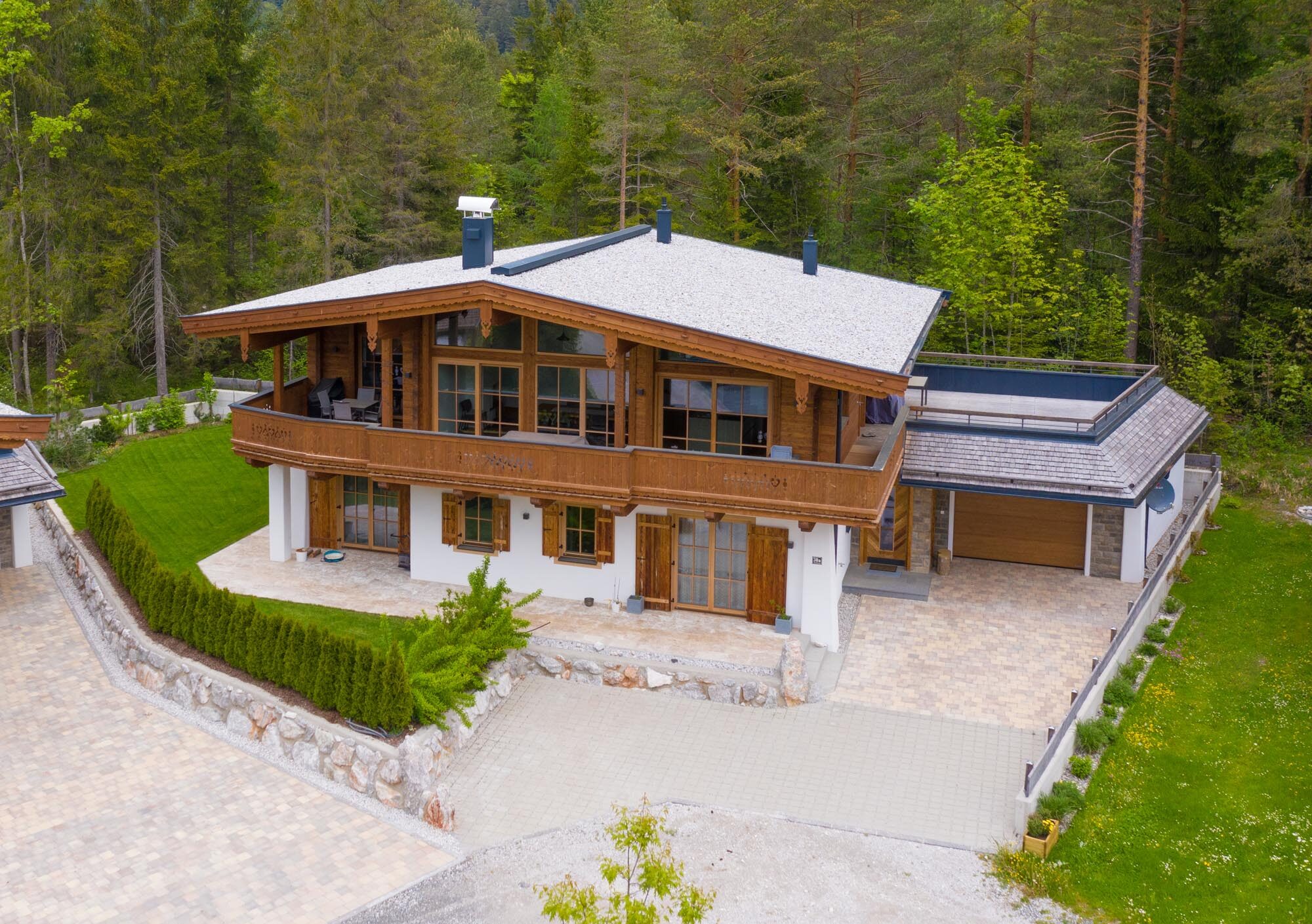 Projekt Waldweg Außenansicht